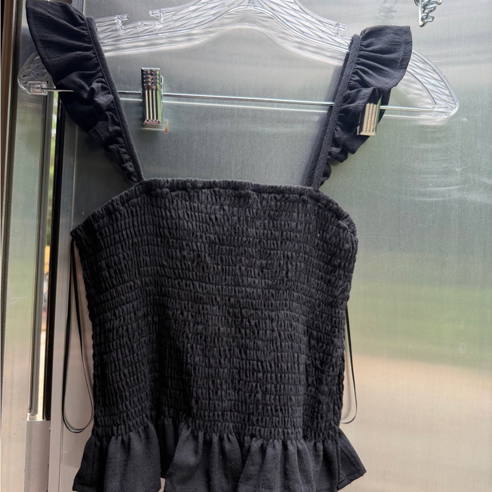 Papermoon Black Smocked Ruffle Tank Top🧡 NWT